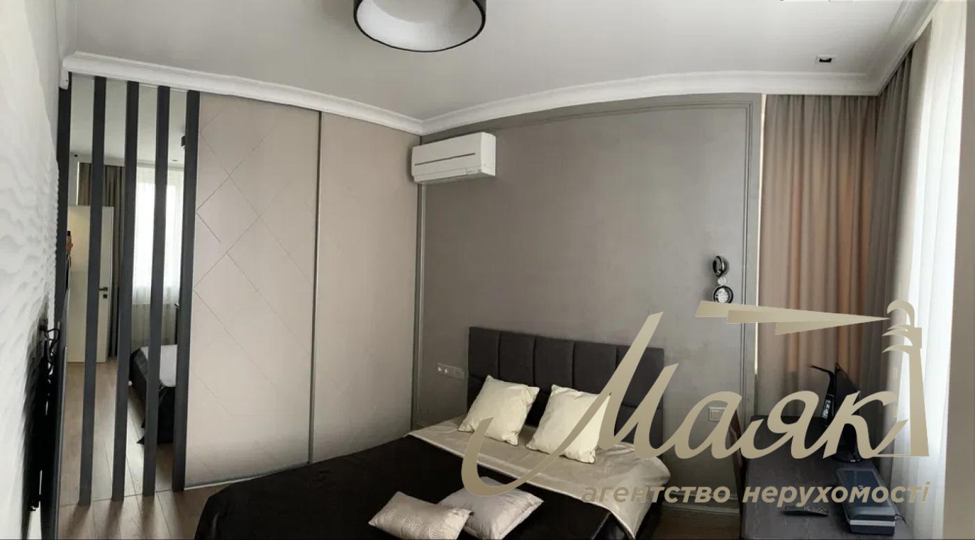 Оренда 3-кімнатної квартири ЖК Royal Tower, вул. Саксаганського