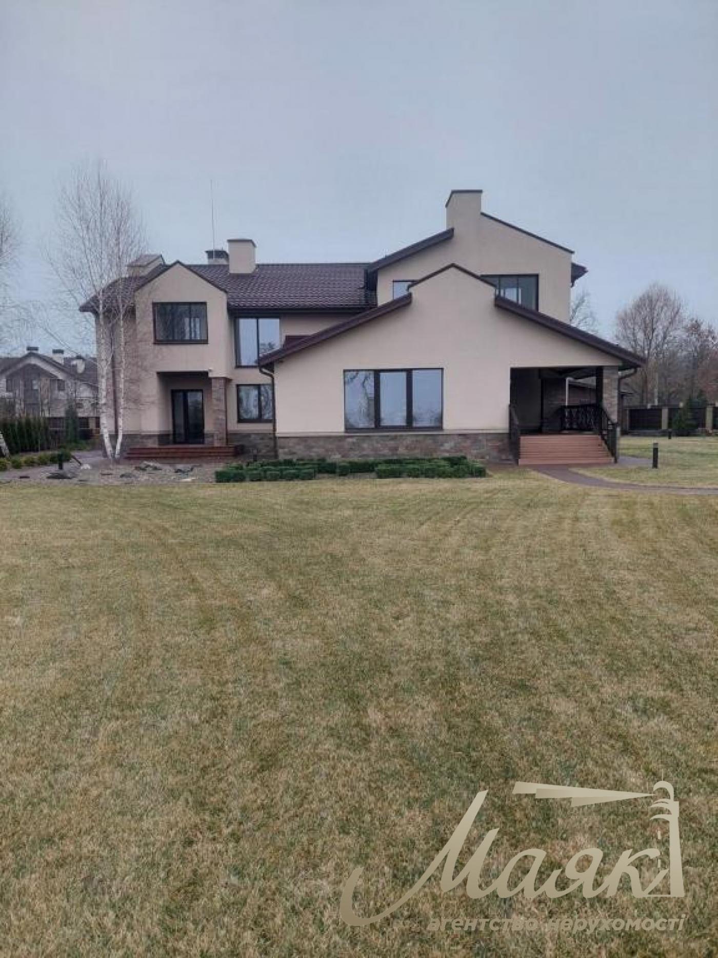 Аренда 450м2 в СМТ Козин/Плюты КГ "Свитанок"