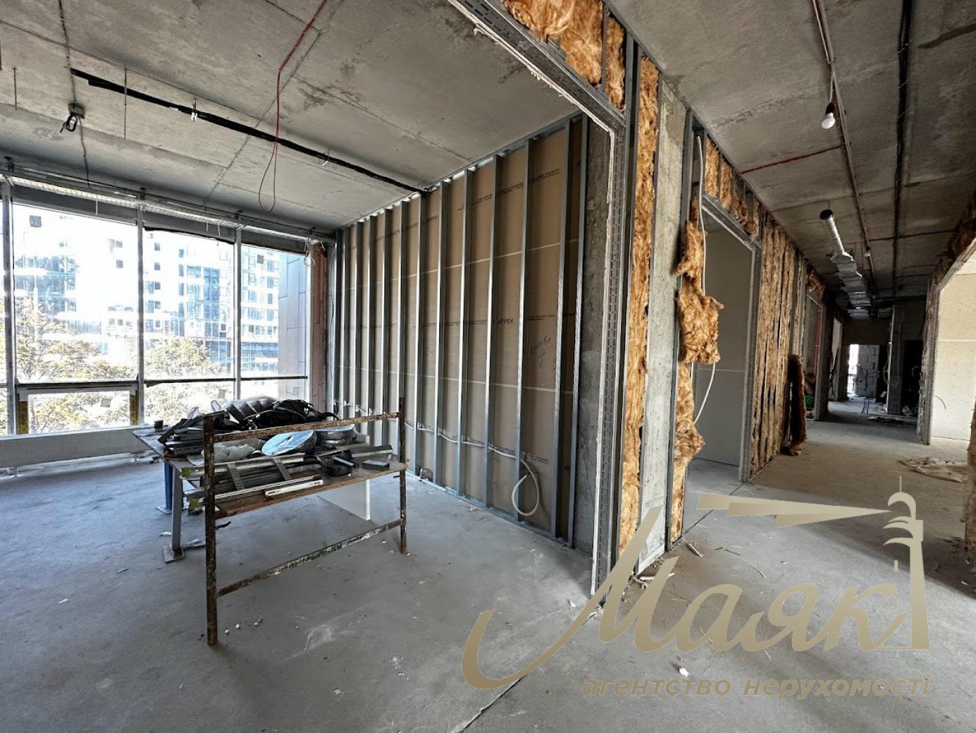 Rent condominium 4200М2 in BC Trinity, 1 Tovarna str., Pechersk