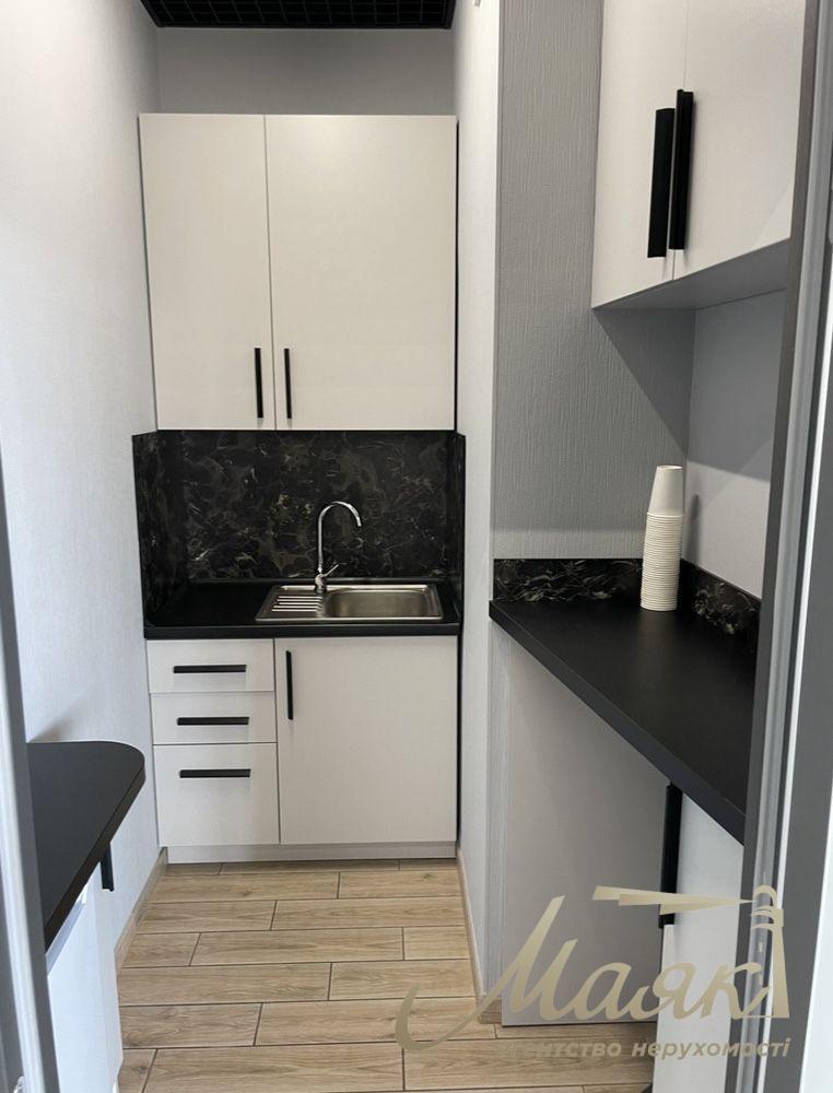 Оренда офісу 100м2, вул.Коновальця 36Е, Печерськ