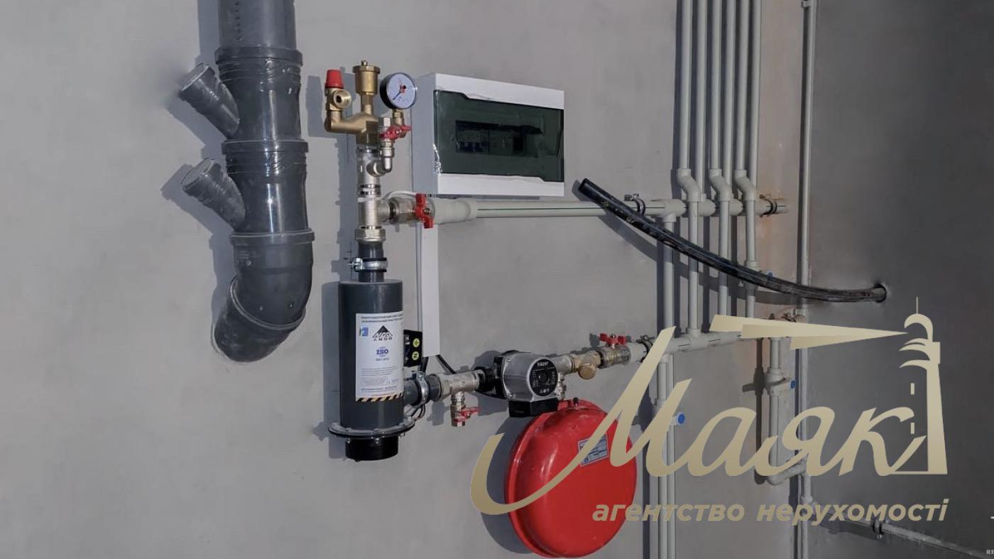 Sale duplex 240m2 with bomb shelter, Solomyanskiy district, Zhulyany, Kiev