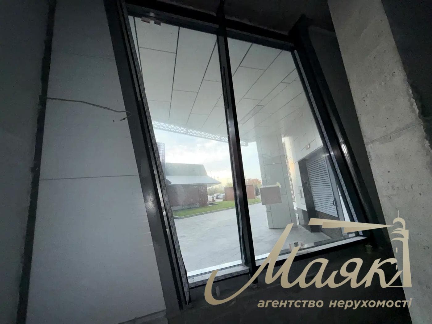 ЖК Manhattan | Комерційне приміщення площею 170 м²