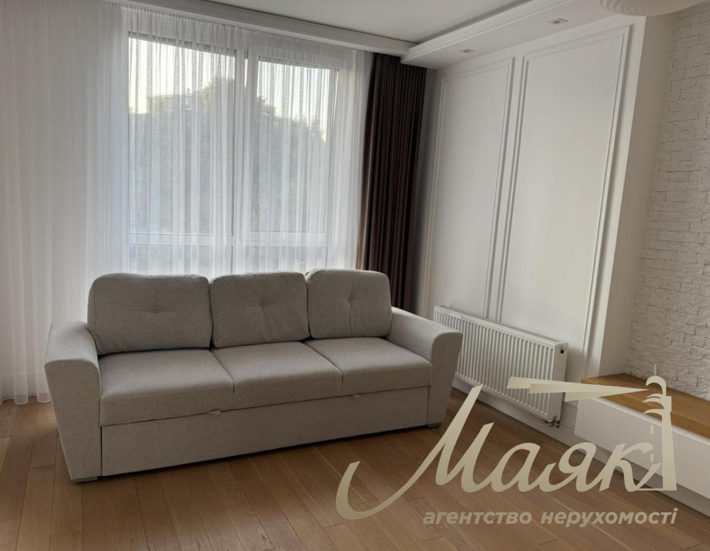 Продаж нової дизайнерської 2-кімнатної квартири площею 86 м², «Поділ Плаза & Резиденс»