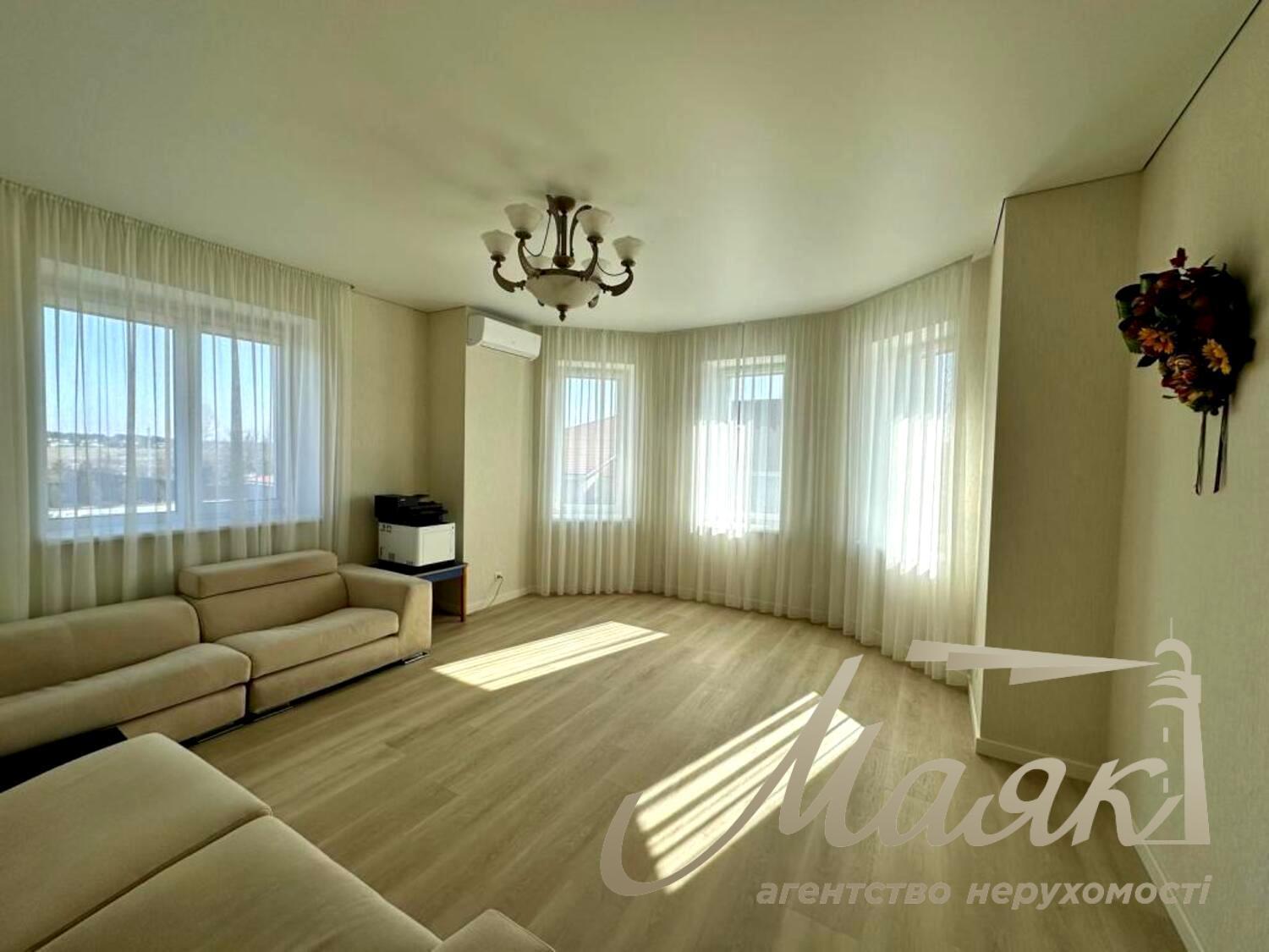 Оренда сучасного автономного будинку 380м2 в с. Підгірці, Обухівський район