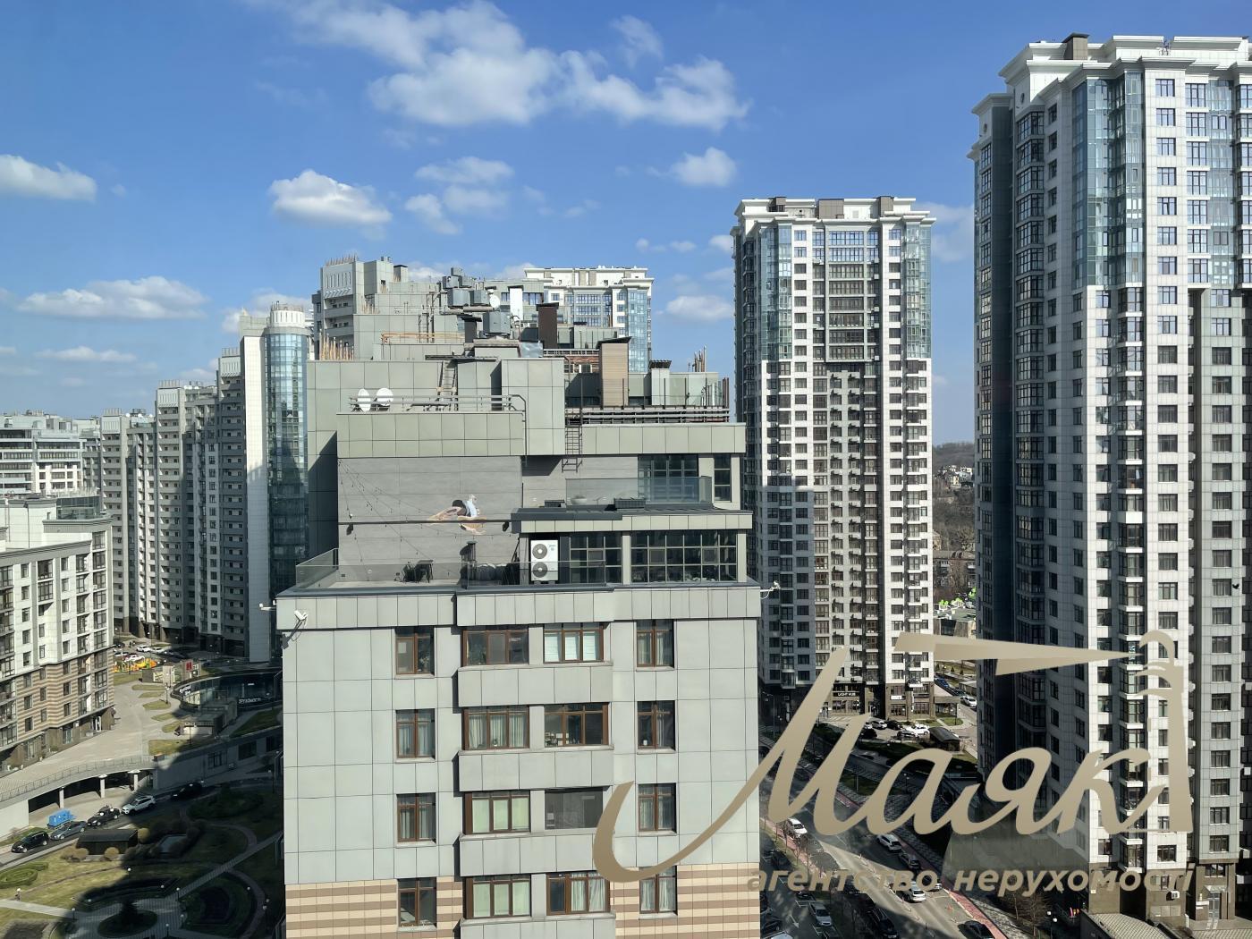 Продаж 4-х кімнатної квартири, 178 м2 у ЖК Новопечерські Липки Драгомирова