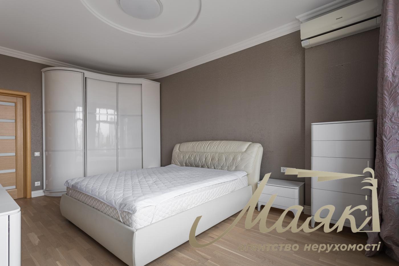 Продажа  Квартира  86,4 м2 ЖК Golden Park  Шевченковский район. Парково-Сырецкая, Сырец, Киев