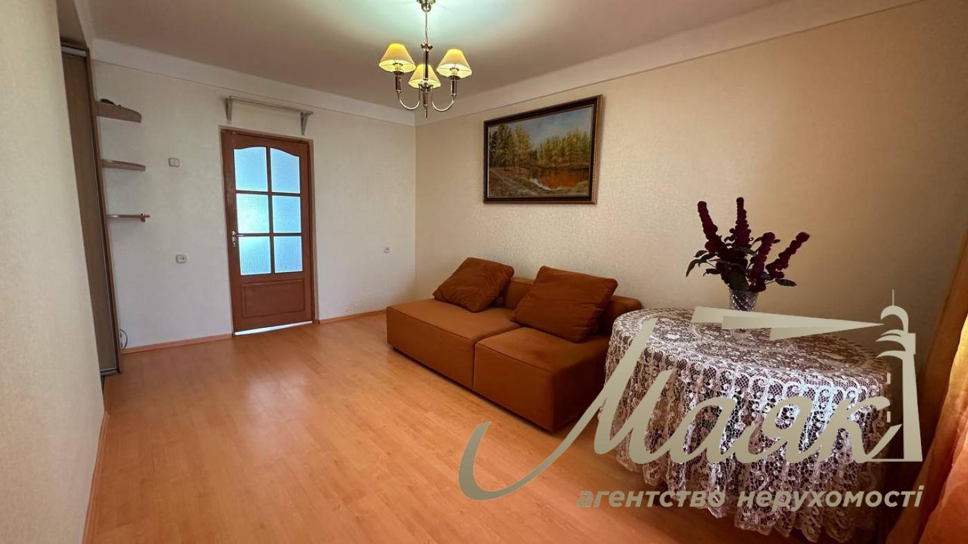 For sale 3-room apartment 57m2, Obolonskyi district, Ivasyuka 15A
