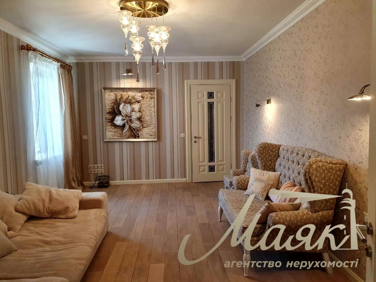 Продаж будинку/особняка 1000м2 у Конча-Заспі/Козин, КМ "Золоті Ворота" 24 сотки землі, Київська область, Обухівський напрямок.