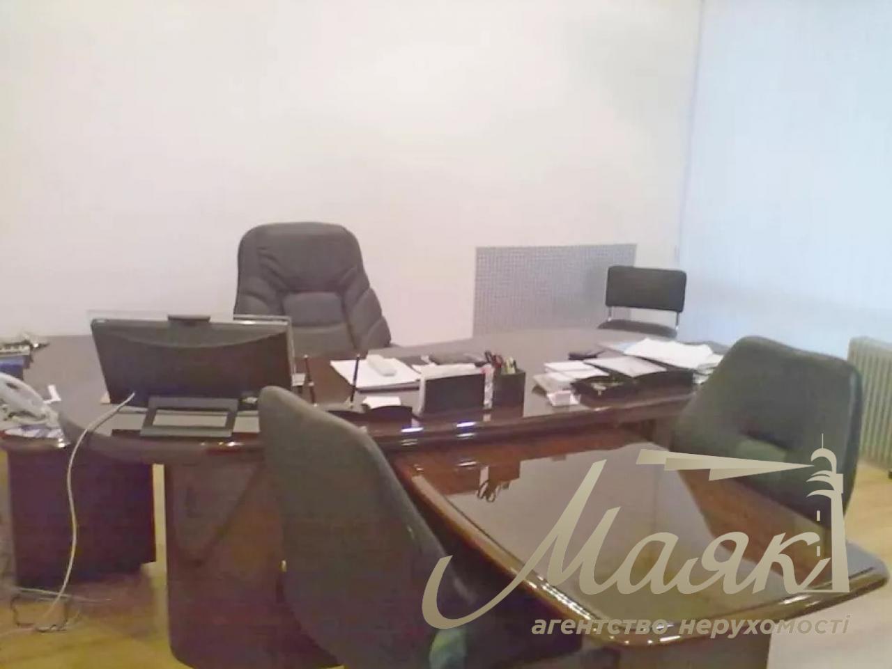 Stylish office building for sale in the elite microdistrict "Vozdvizhenka" Podil, Center, Kyiv