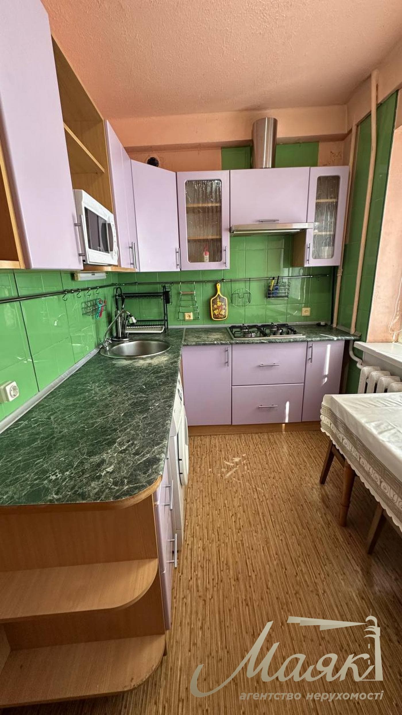 Продажа 3-комнатной квартиры Харьковское шоссе 21/1, Дарницкий район