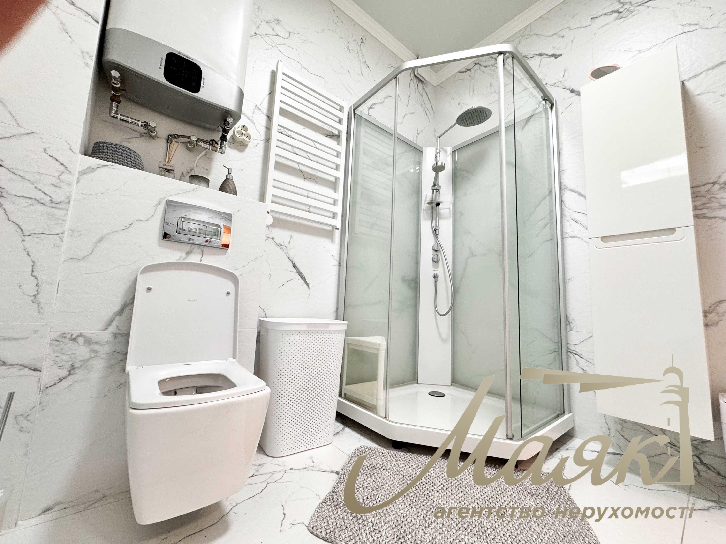 Продаж будинку лісова Буча, з ремонтом 220 м, 10 соток, басейн