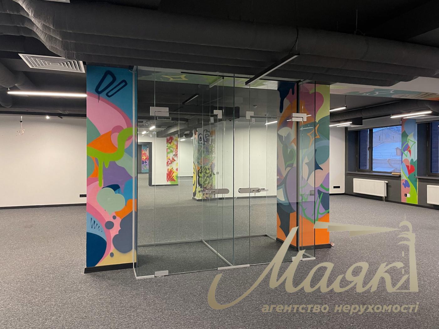 Аренда офисного помещения 561м2 в БЦ по ул.Саксаганского