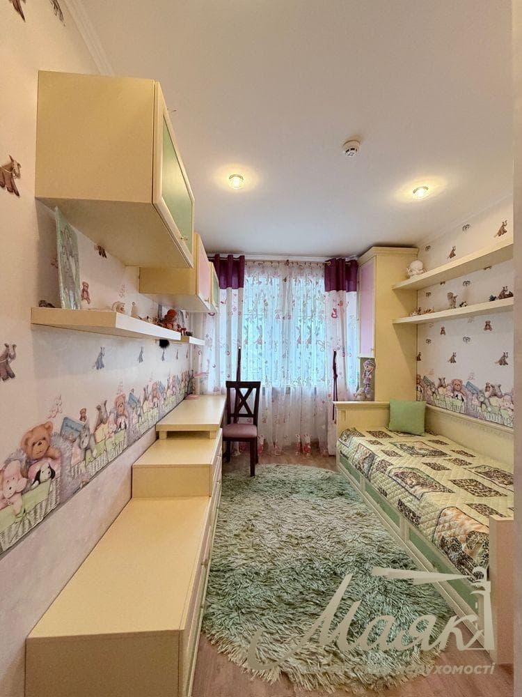 Оренда 3-поверхового будинку площею 400 м², Козин, Дамба, 5-й км, Конча-Заспа.