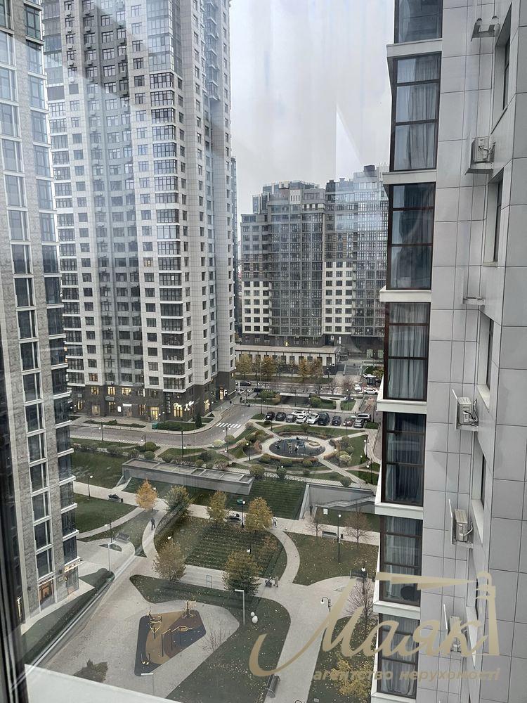 Продажа 2-комнатной квартиры ЖК Новопечерские липки, ул. А.Верхогляда/Драгомирова,15Б, Печерский район, Киев