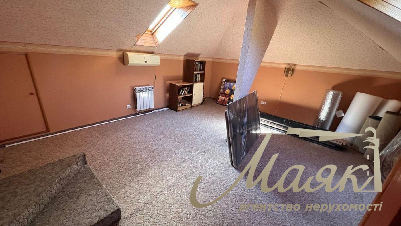 Продаж 2х-поверхового будинку 223м2 в с.Козин, вул. Старокиївська, 23.2 сотки землі, Обухівський район, Київська область