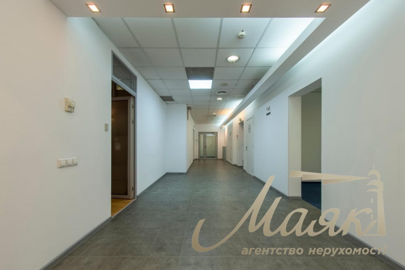 Аренда офиса 492м2 в БЦ Карат, ул.Большая Васильковская 77, Центр.
