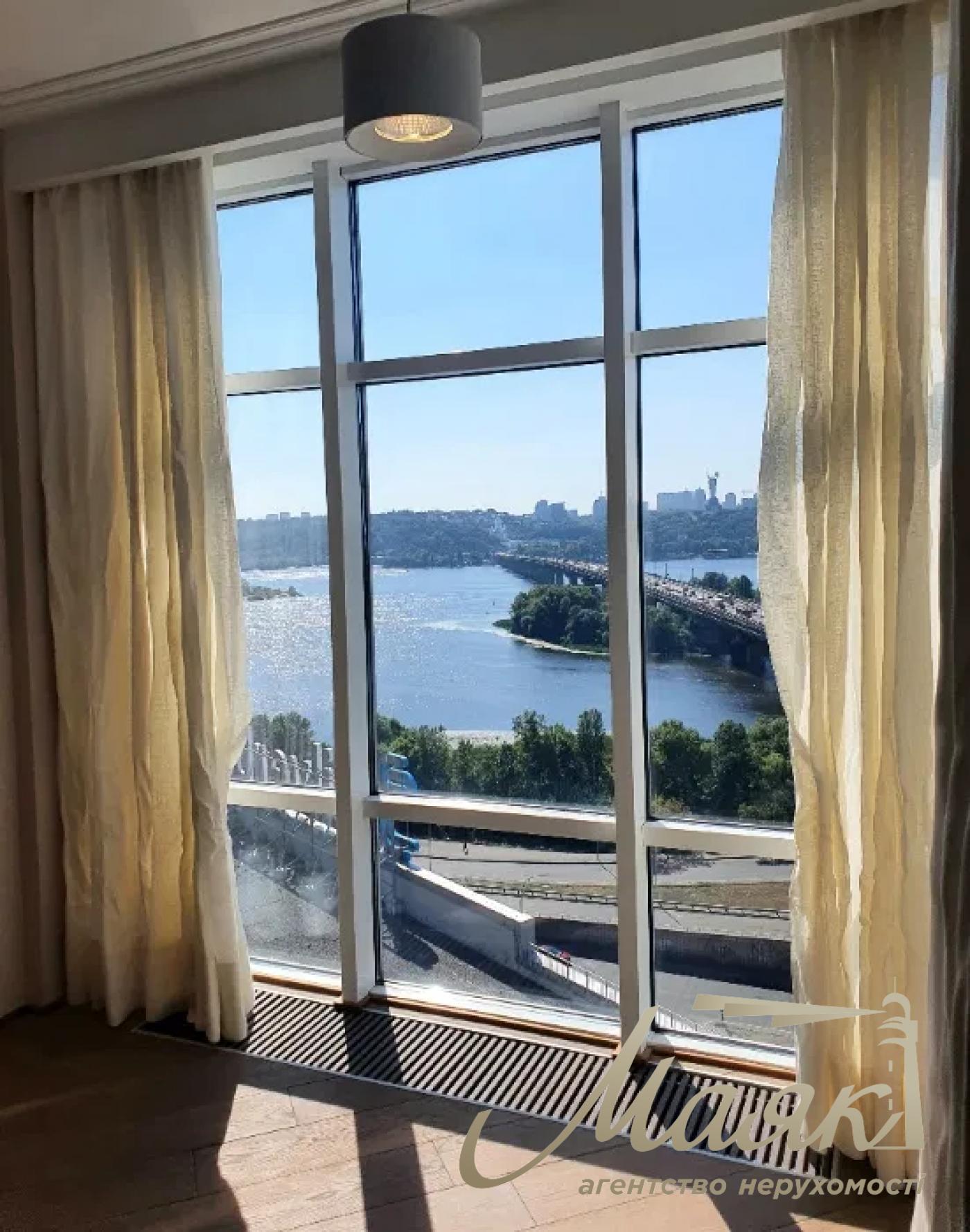 Аренда видовой 2к квартиры ЖК Сильвер Бриз, Днепровская Набережная