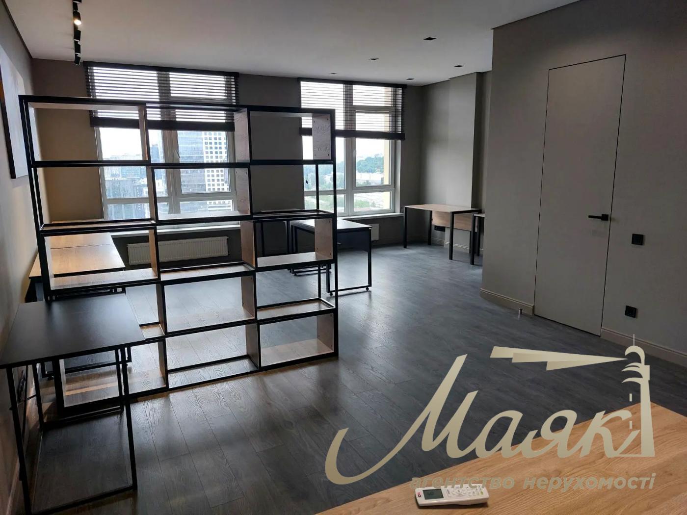 Office for rent 47m2 on Zhilyanskaya str. 68, Kadorr, Olimpiyskaya