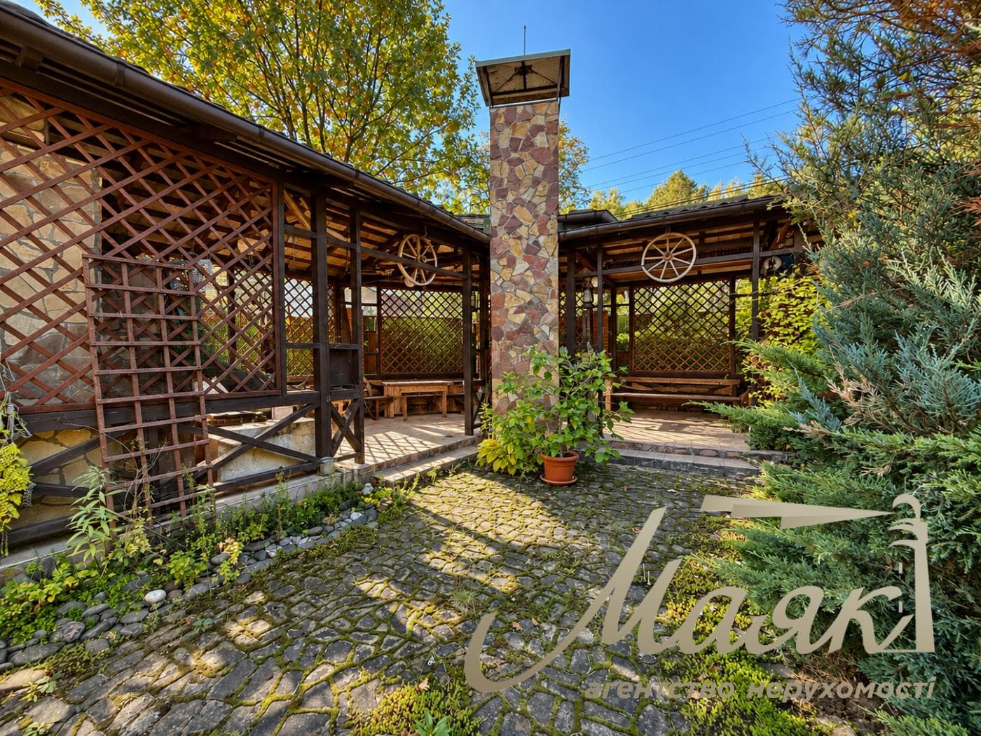 For Sale / House / Lesniki