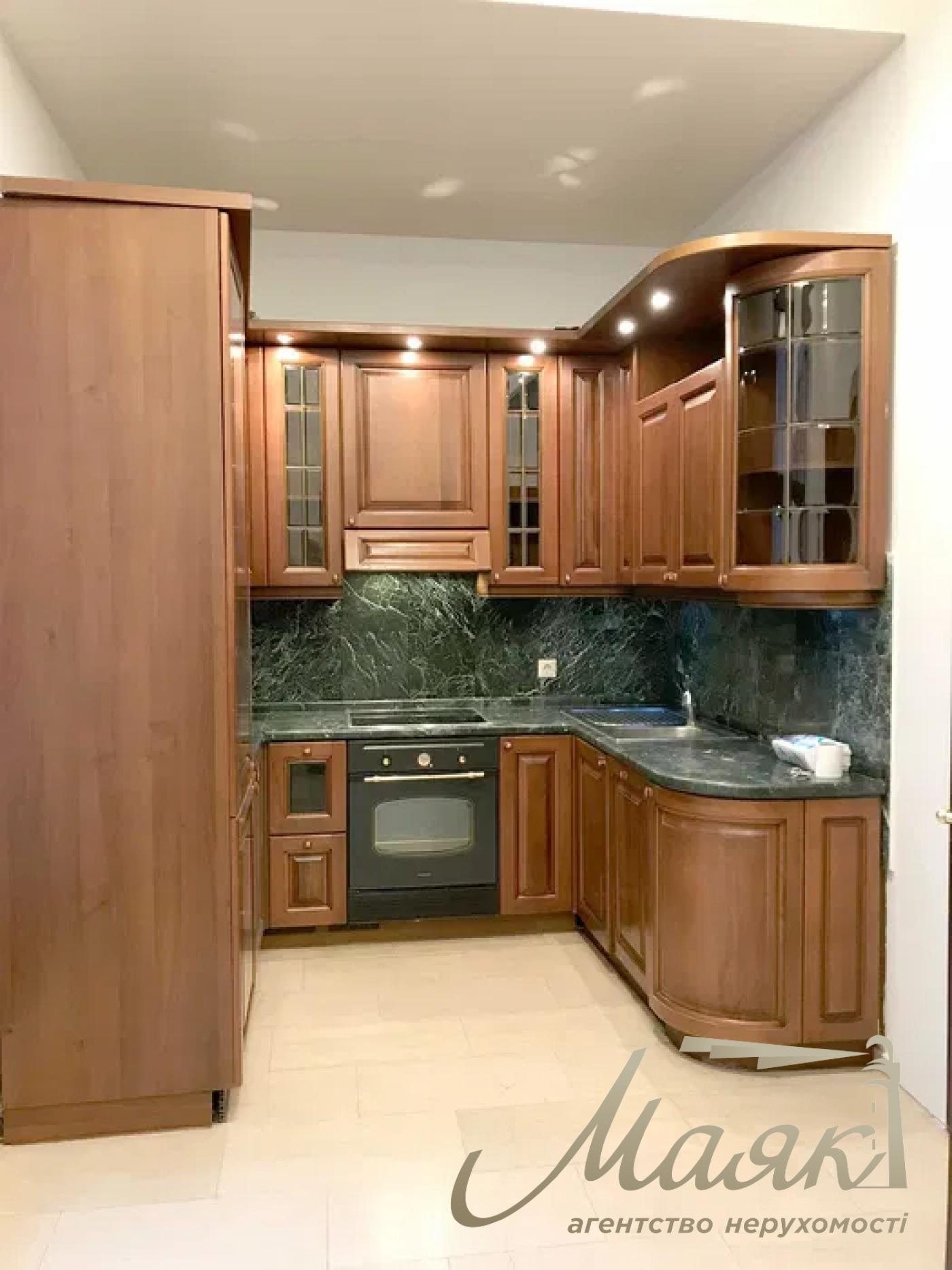 Аренда офиса, Золотые Ворота, 313м2 с ремонтом