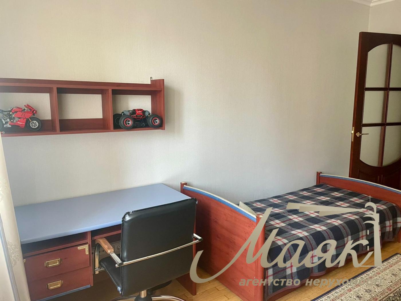 Оренда 4-кімнатної квартири 115м2, вул.Старонаводницька, Печерськ