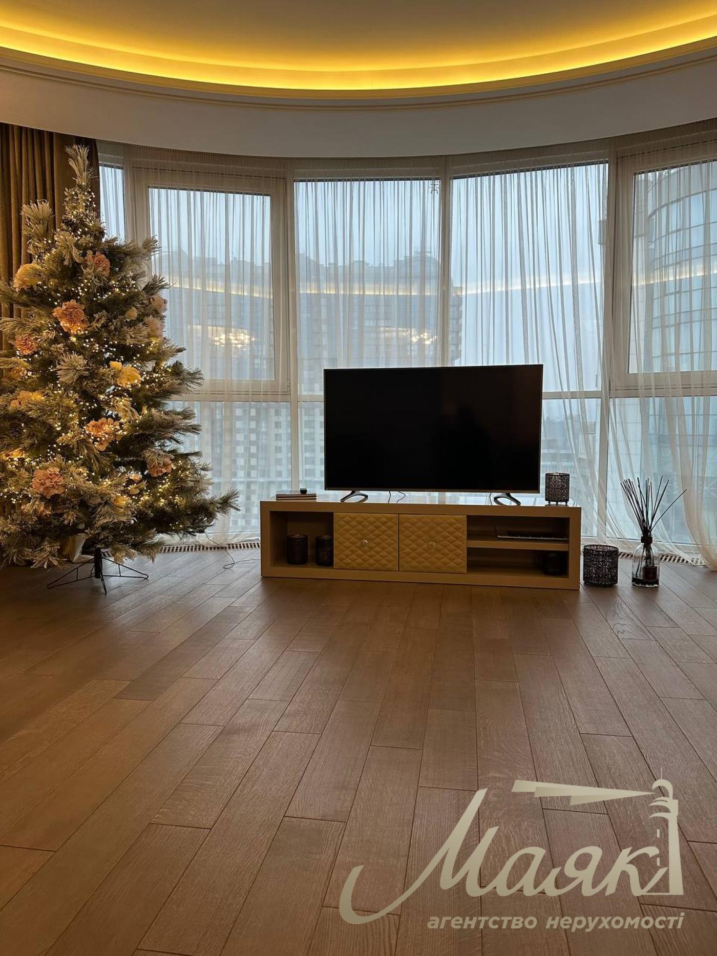 Продаж видової квартир у ЖК Новопечерські Липки