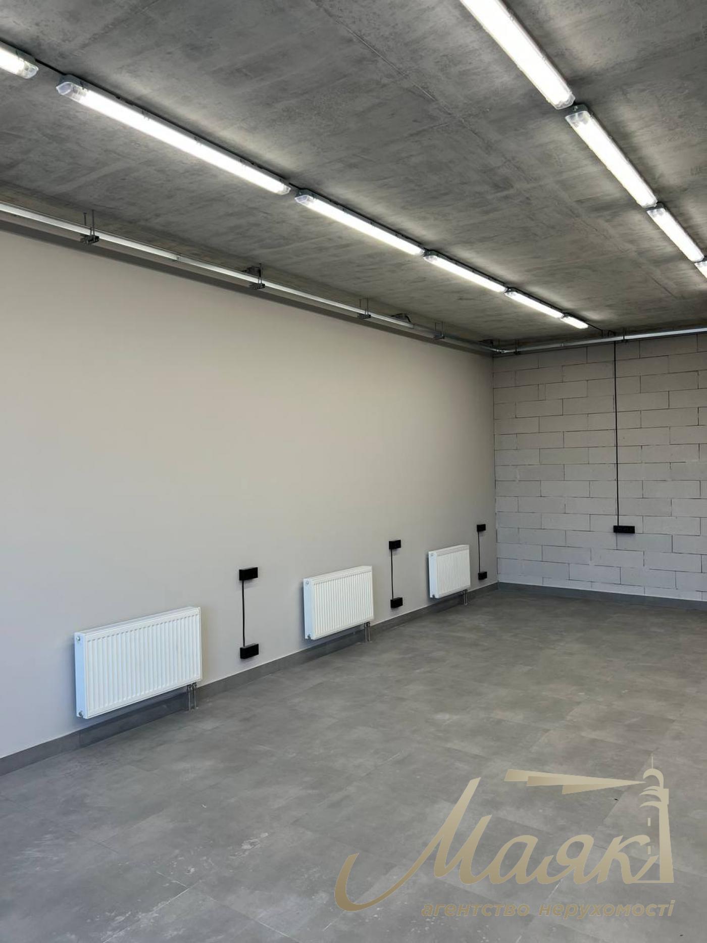 Оренда офісу 375м2 в БЦ Графіт, вул.Степана Бандері, Оболонський район.