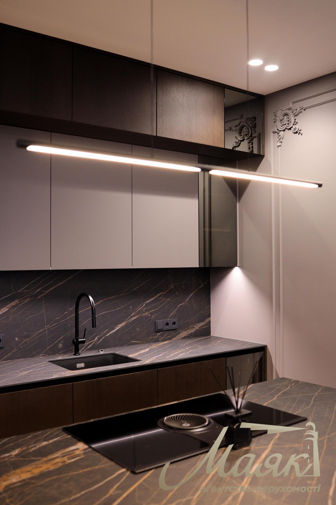 Sale of a 2-room apartment in the residential complex Crystal Park Tower, Shevchenkivskyi district