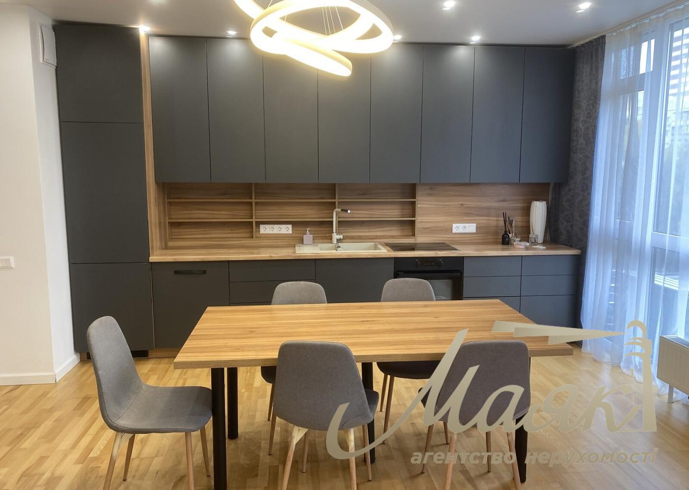 Аренда 3-комнатной квартиры 80м2 ЖК Французский Квартал 2 ул. Предславинская 53