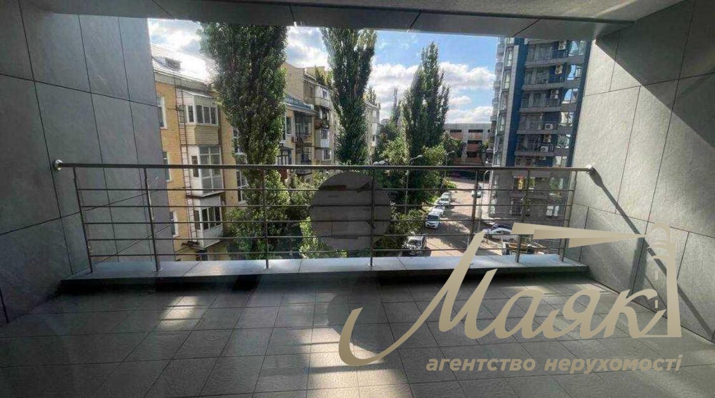 Продаж комерції 334м2, ЖК Централ Парк