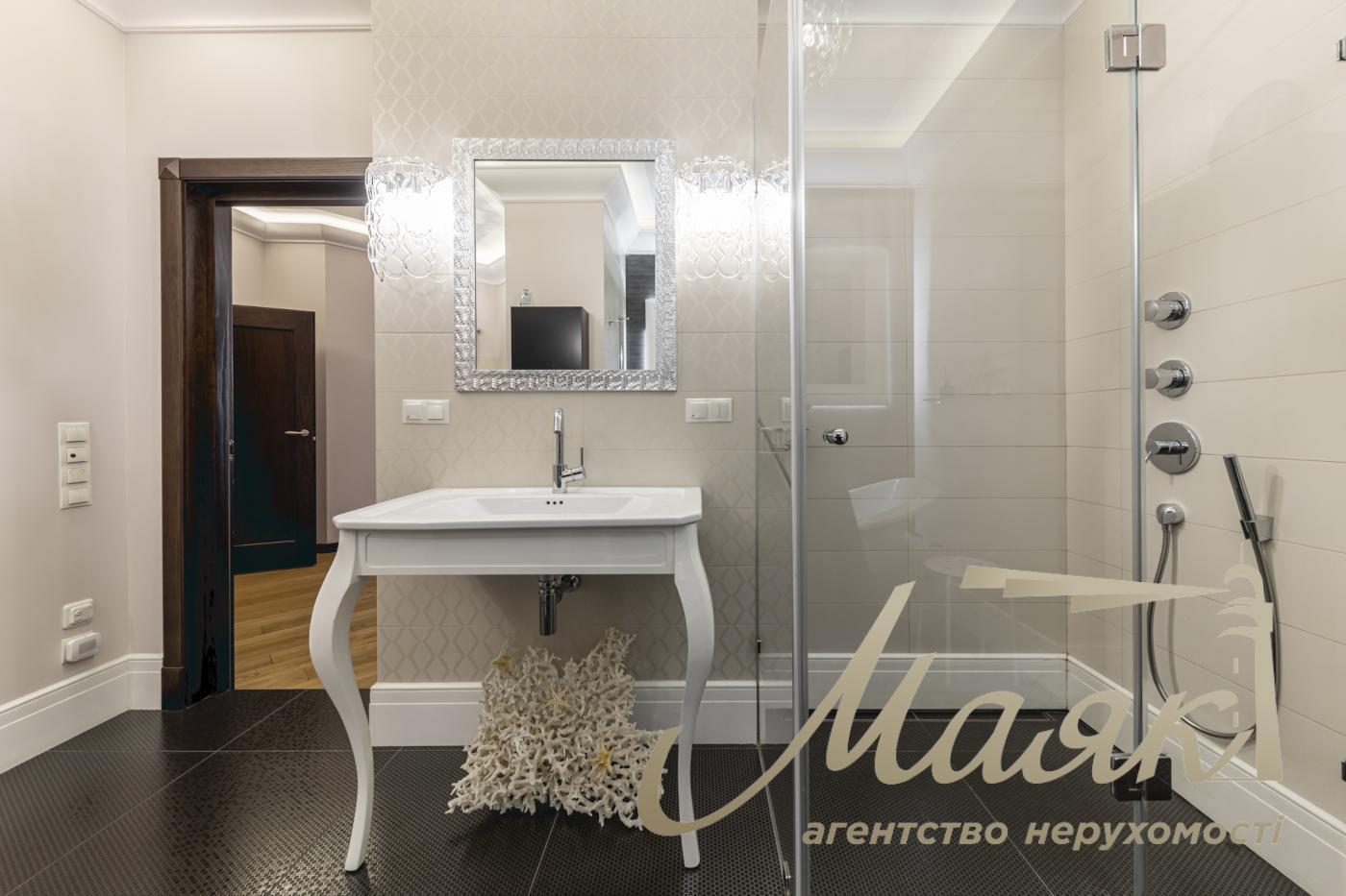 Продажа квартиры 170м2 ЖК "Престиж Холл", Печерский р-н.