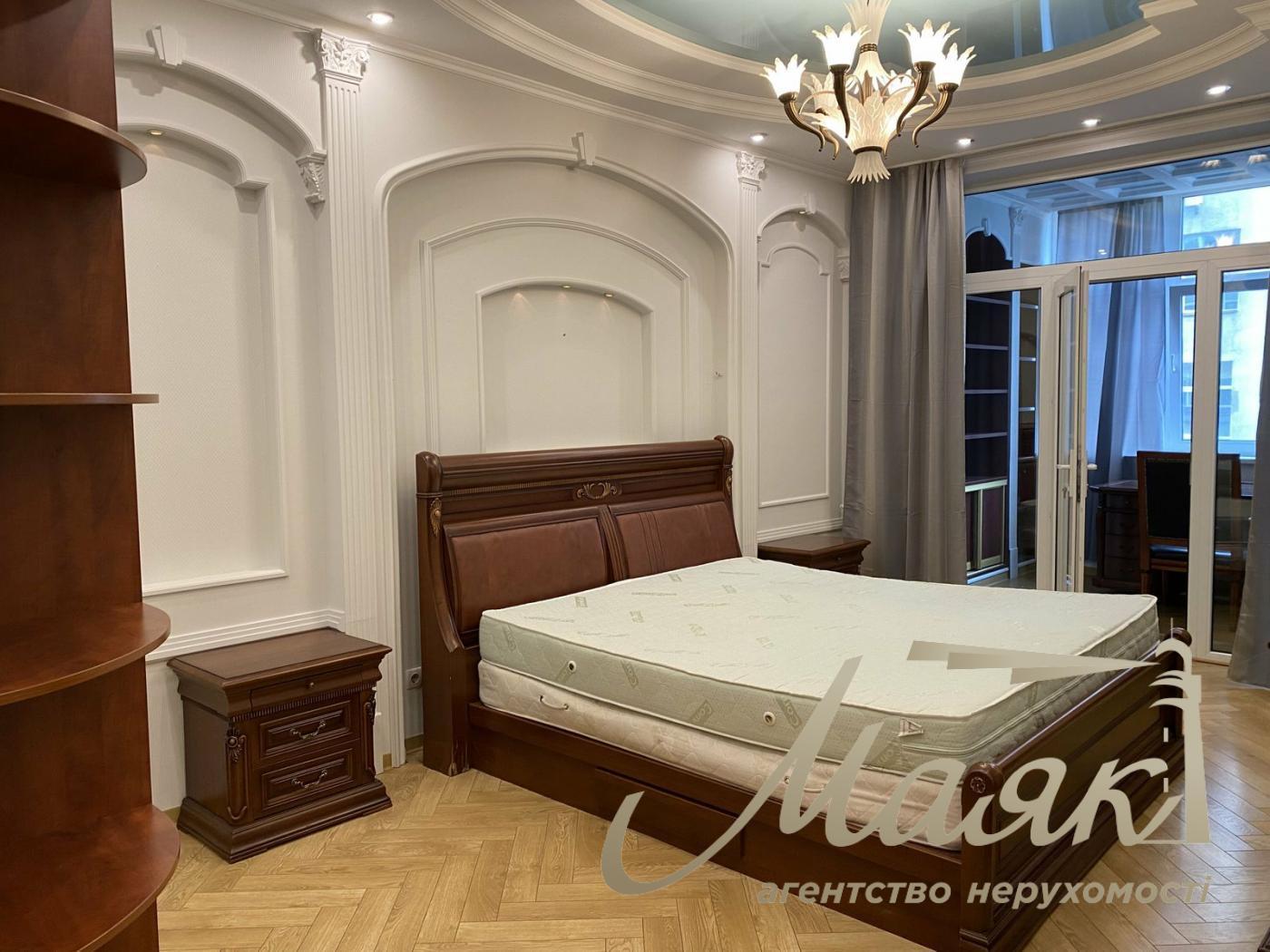 Rent a 3-room apartment in the residential complex Botanic Towers