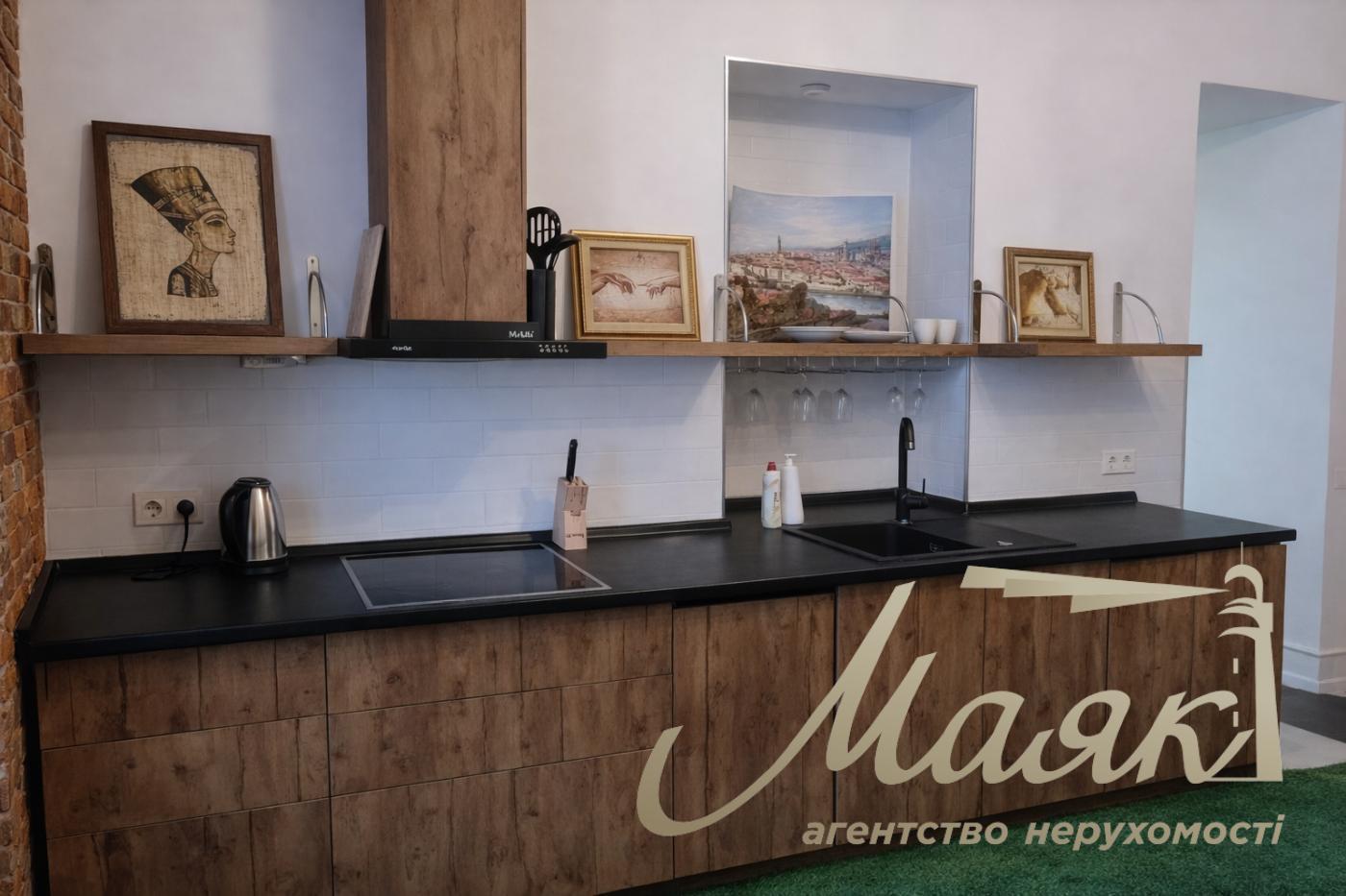 Оренда 4-кімнатної квартири, стм. Театральна, Центр, Київ, Київ