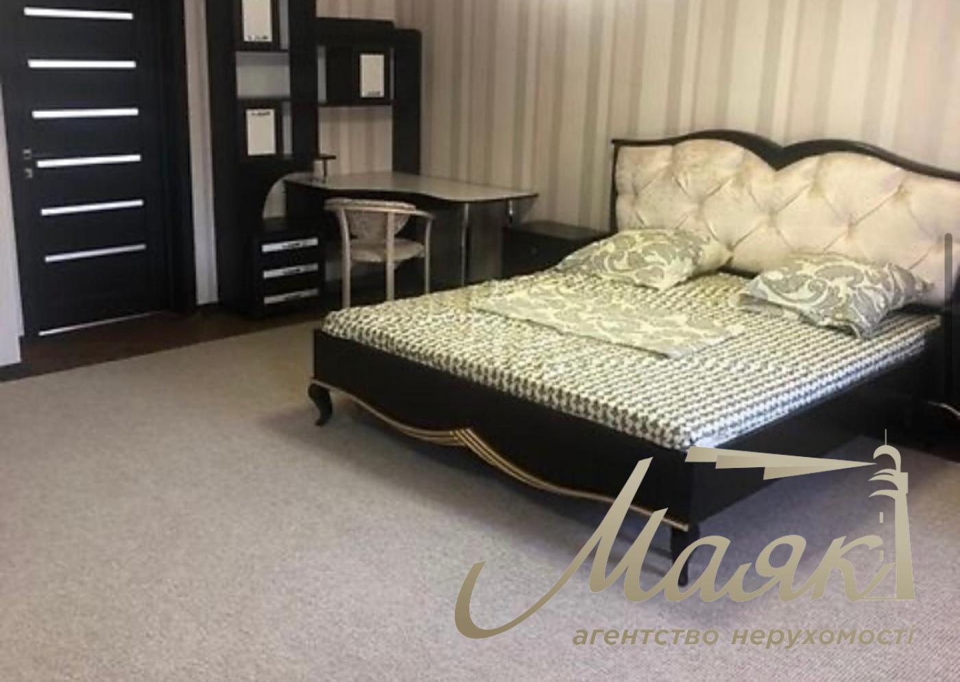 Продаж 9-к квартири 485 кв.м., вул. Ковпака, 17, м. Київ