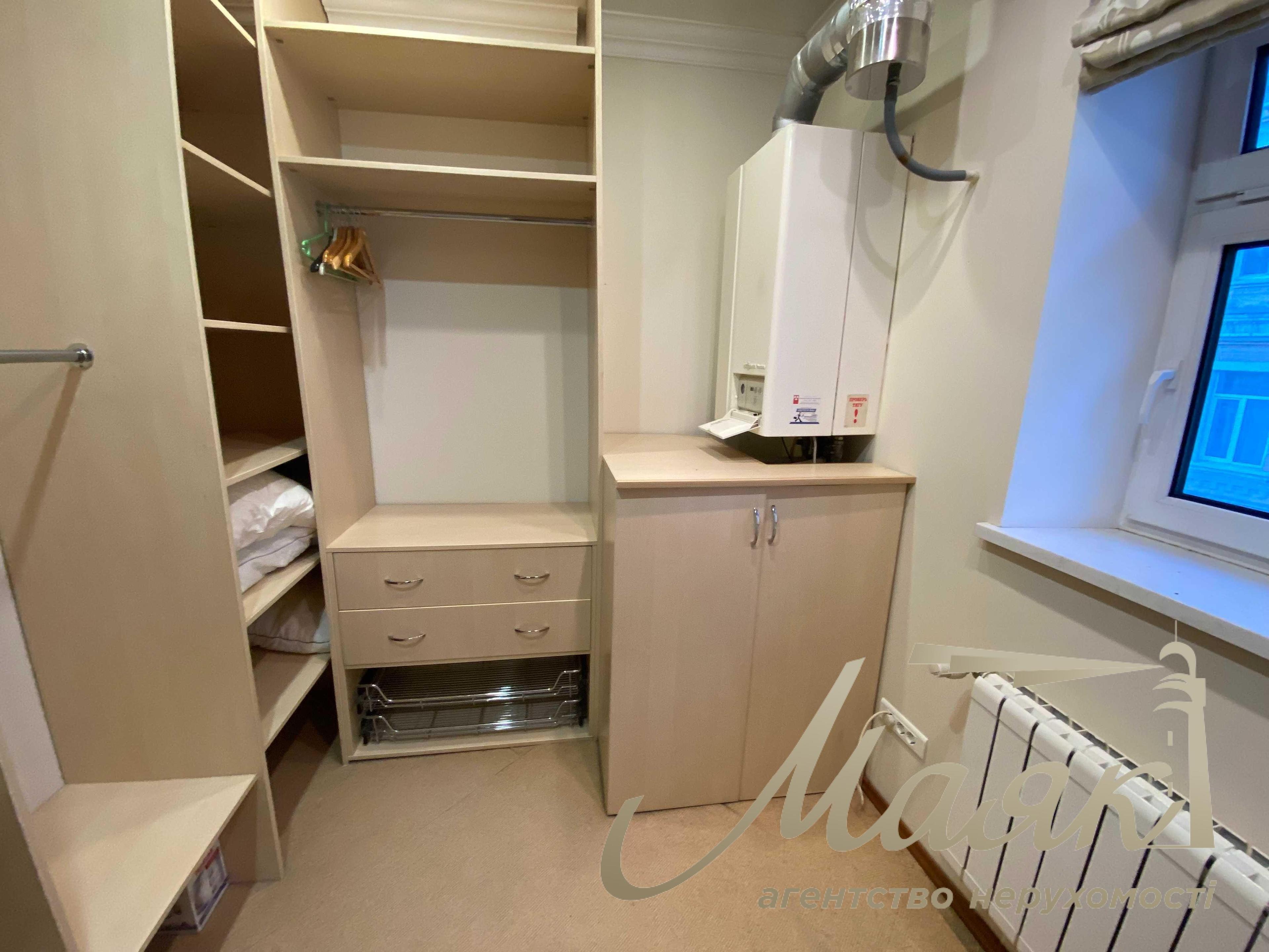 Оренда 4-кімнатної квартири, Михайлівська Площа, Центр, Київ