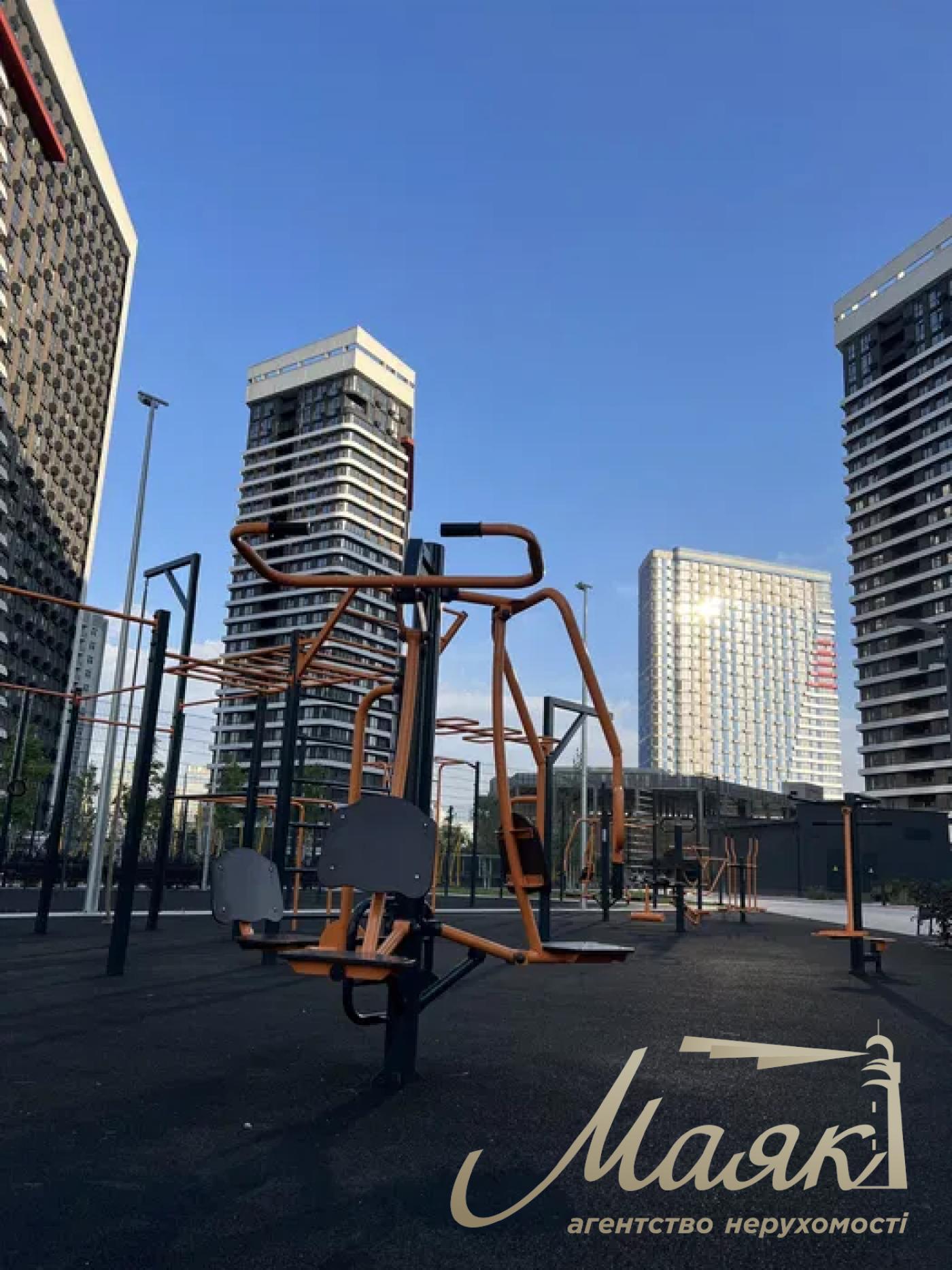 Sale of 2-room apartment in the Great residential complex, Dneprovskaya Embankment.