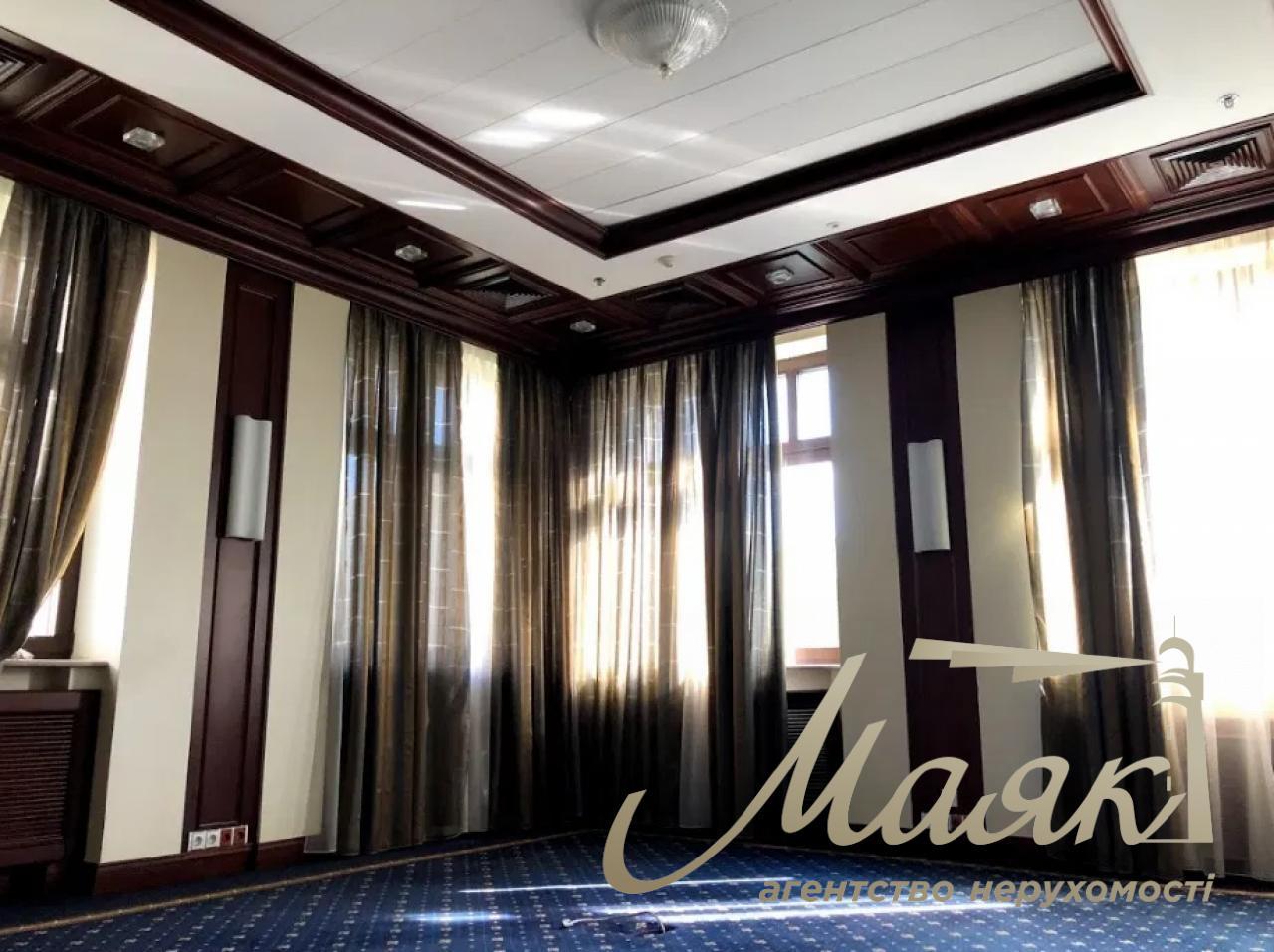 Rent of a building on Pechersk, Nemirovich Danchenko St.