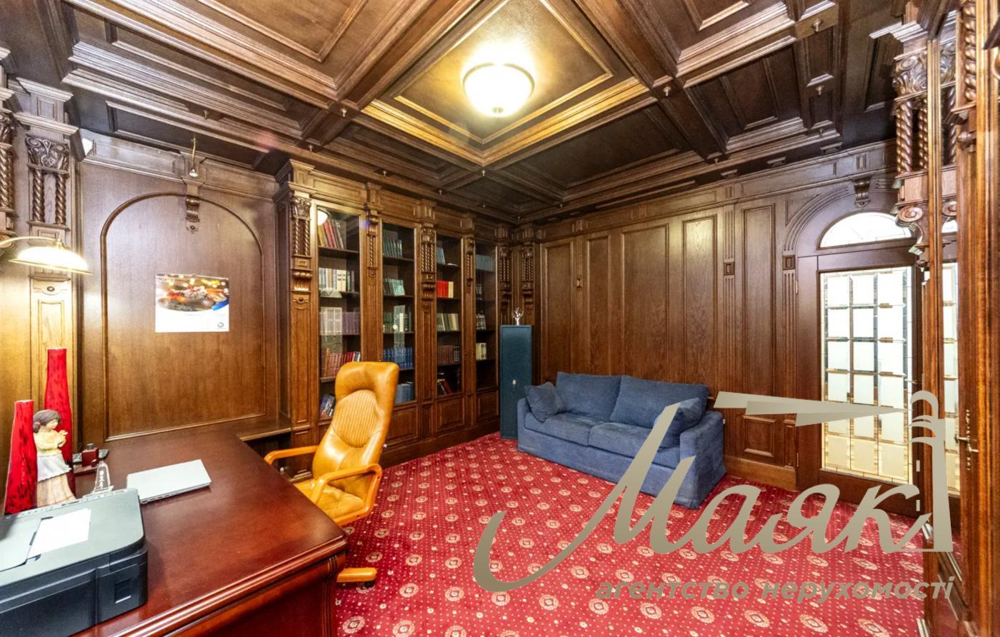 Оренда 2-х поверхового будинку 631м2, Голосіївський район