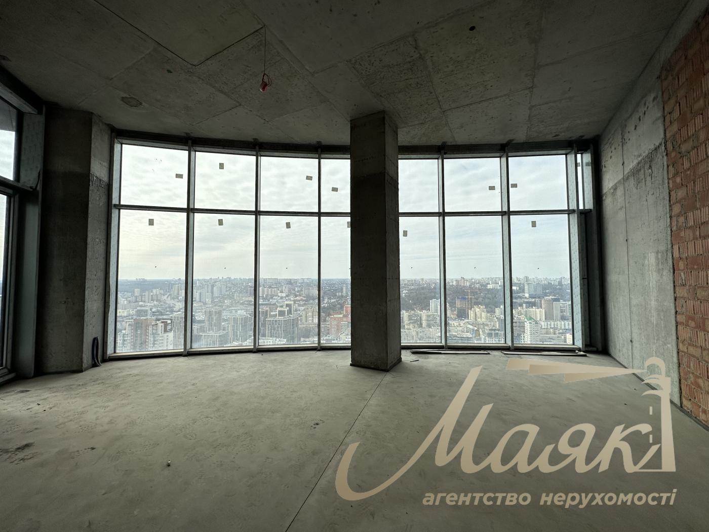 Продаж пентхауса 383м2 у ЖК Taryan Towers