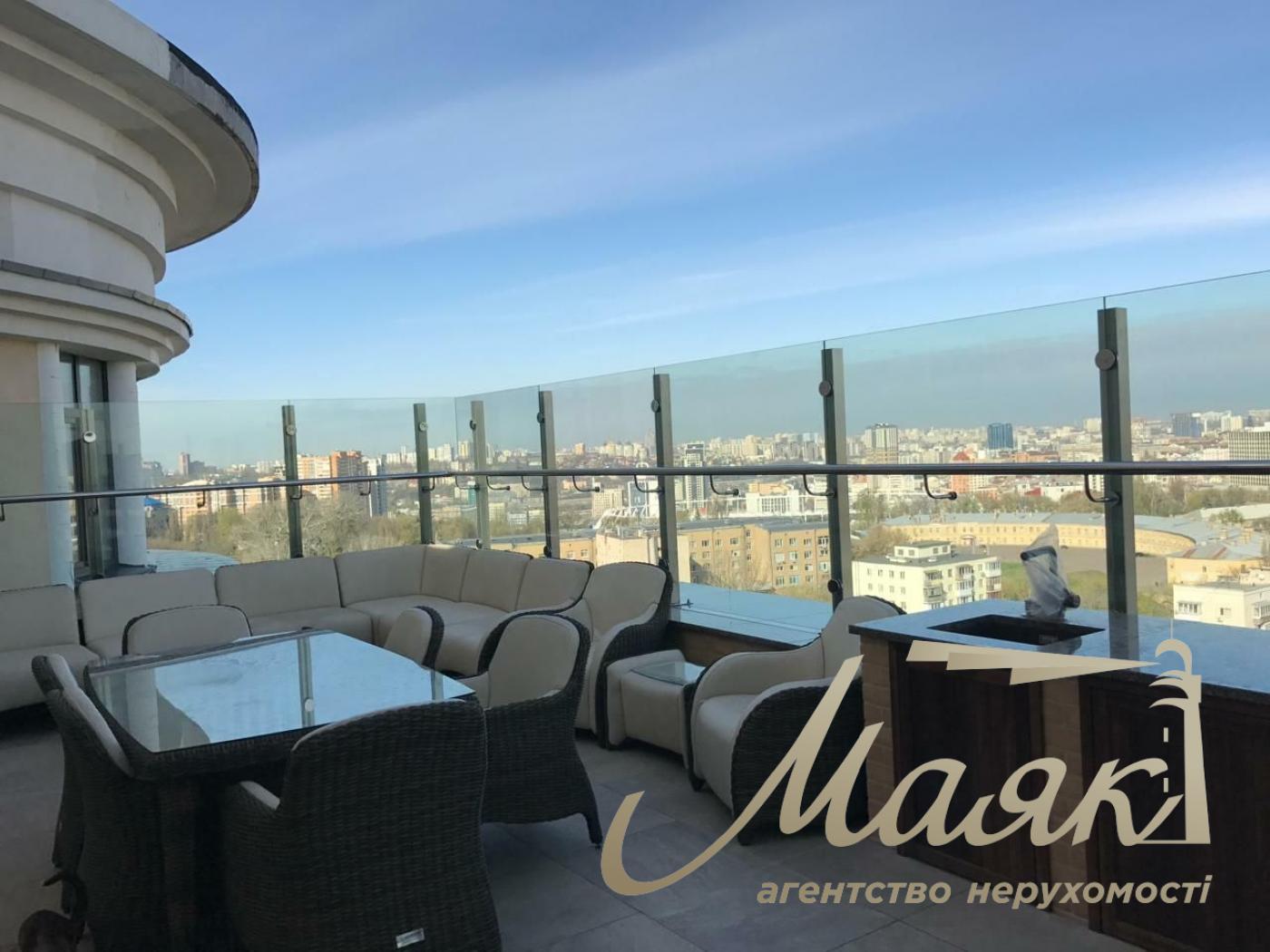 Продаж 4к квартири бульвар Лесі Українки, Печерськ