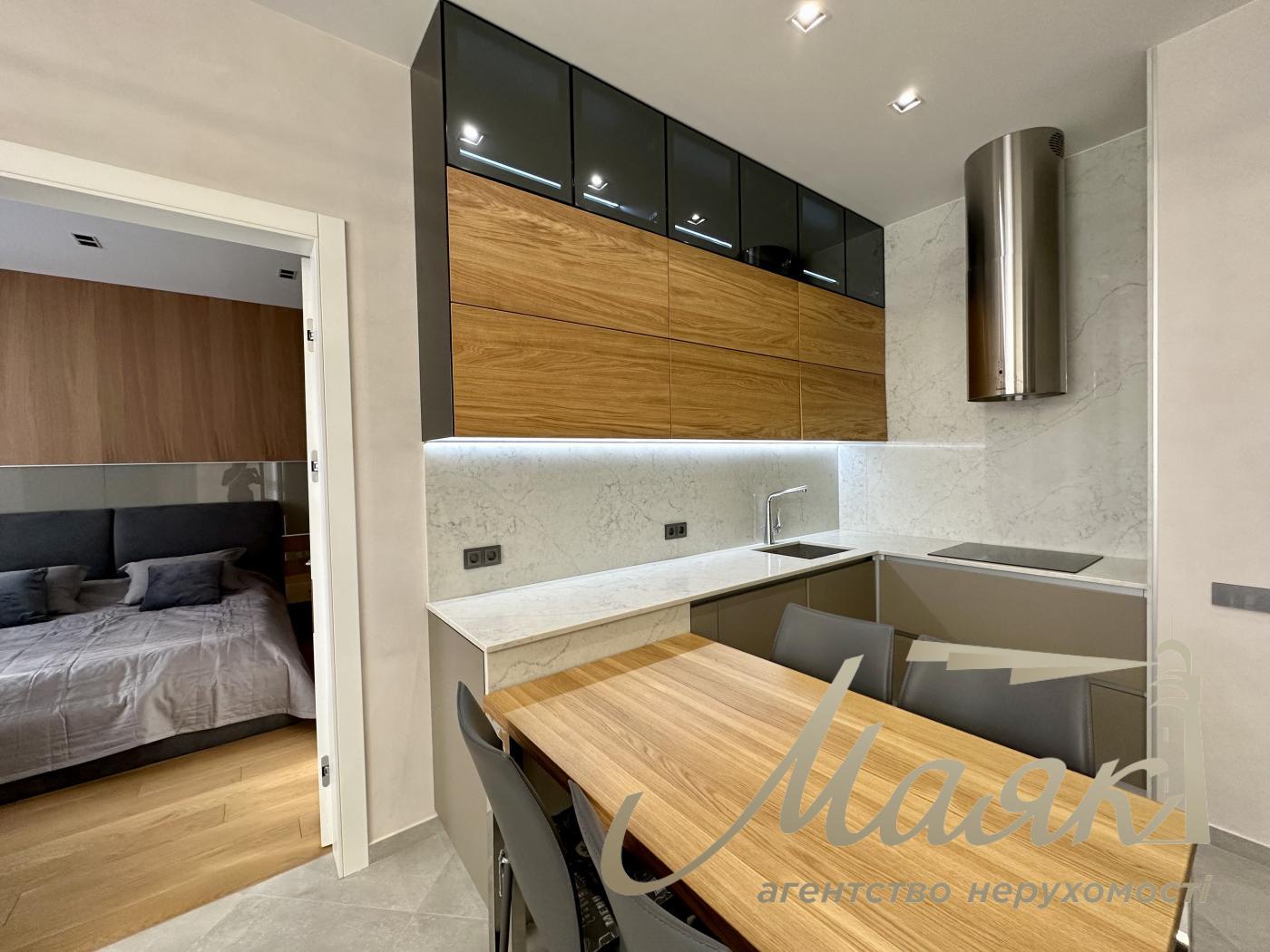 Оренда 3-кімнатної квартири (85м2) в ЖК Новопечерські Липки