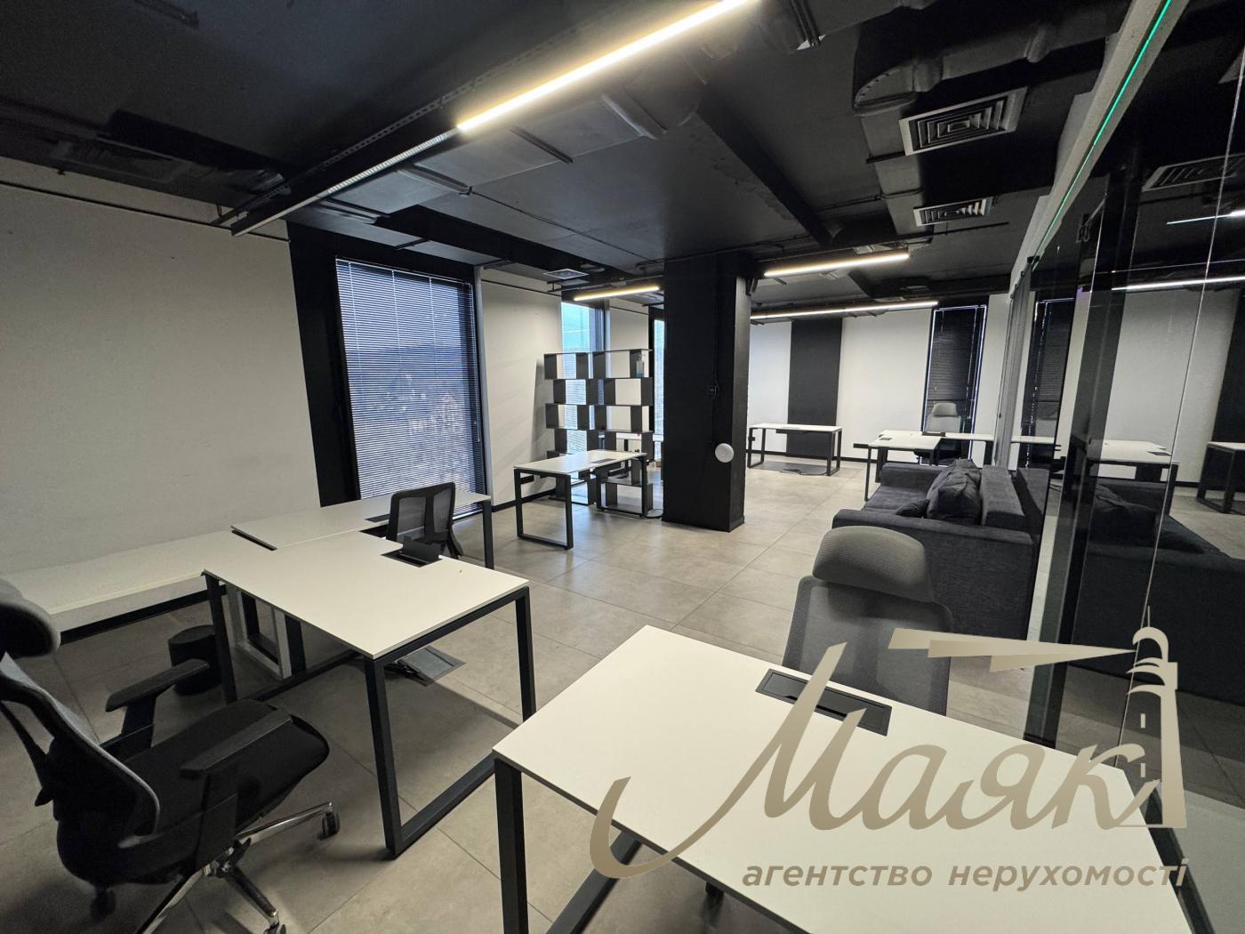 Оренда офісу 418м2 у БЦ класу А, вул.Красилівська, Голосіївський район.