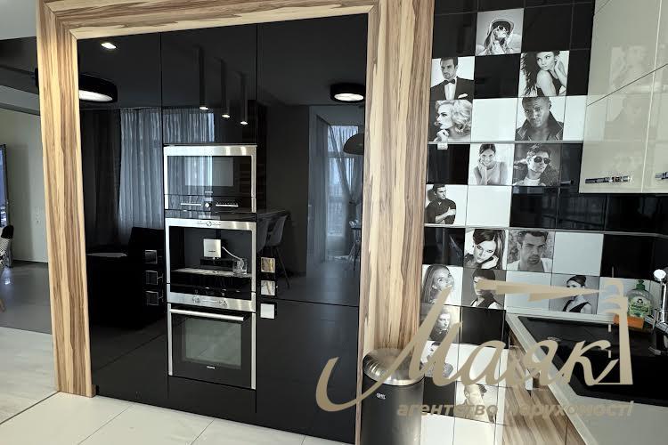 Продажа 2к квартиры 85м2 в ЖК Новопечерские липки, Андрея Верхогляда ул. (Михайла Драгомирова), 20, Печерский район, центр.