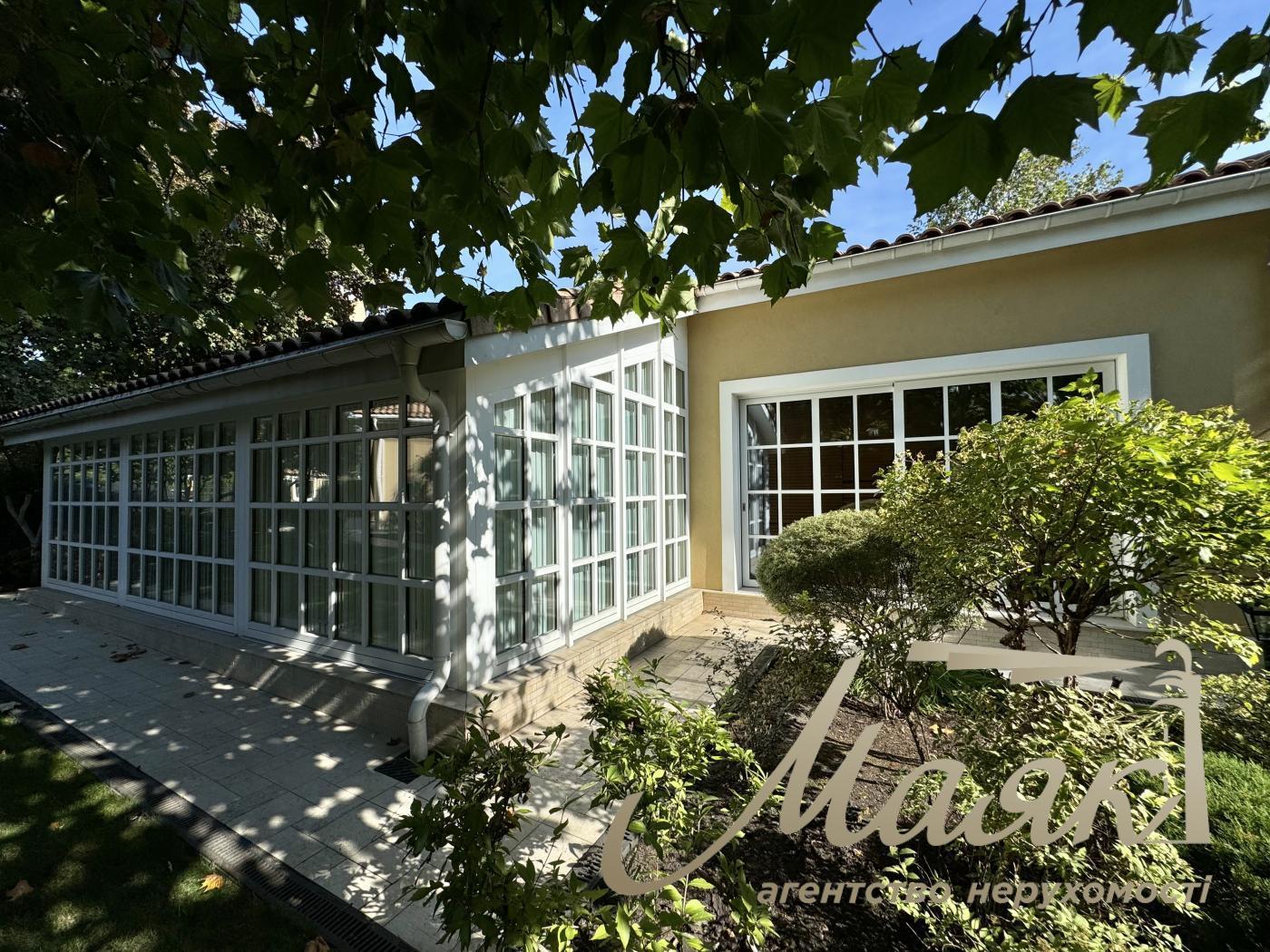 Sale of a house with access to the Dnieper, Damba, Koncha-Zaspa, Kozin