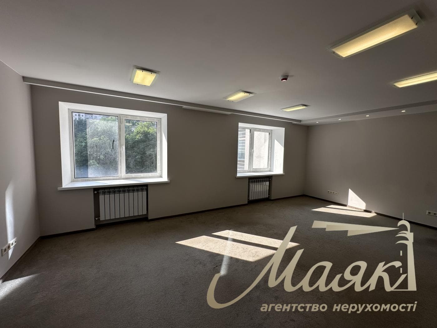 Оренда офісного приміщення з ремонтом (220 м²) на вул. Голосіївська, 7, корпус 1