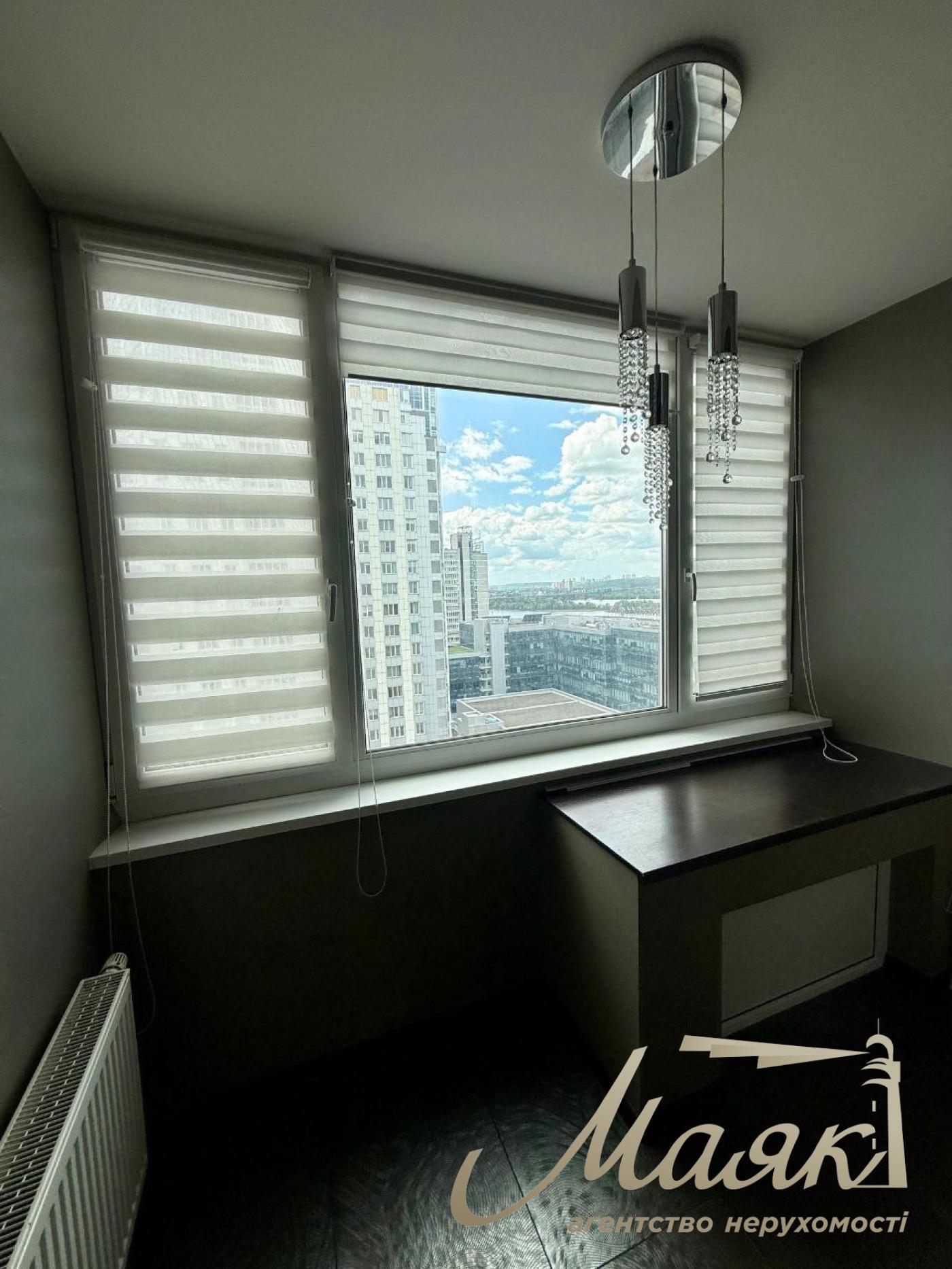 Rent 2k apartment in LCD Silver Breez, Dniprovska embankment 1