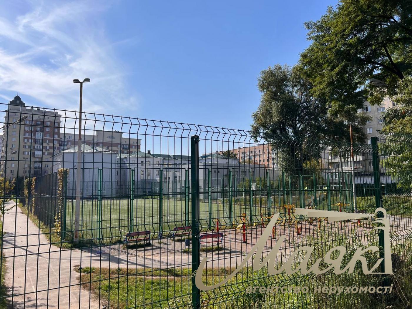 Продажа 2к квартиры на улице Половецкая, Татарка, Лукьяновка