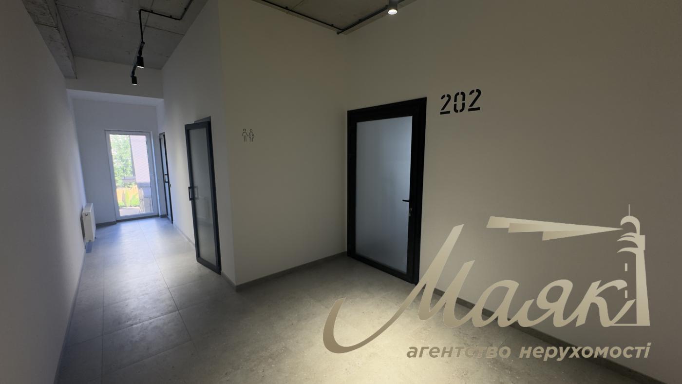 Office for rent 560 m2 on Grigory Kochura str., Solomensky district.
