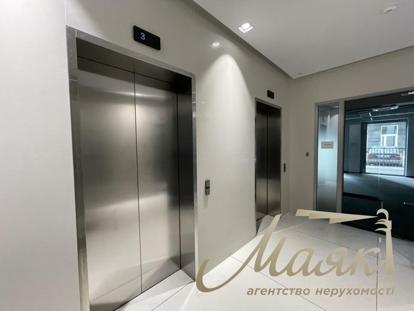 Аренда офиса 370м2 в БЦ Merx, ул.Лейпцигская 15, Печерск