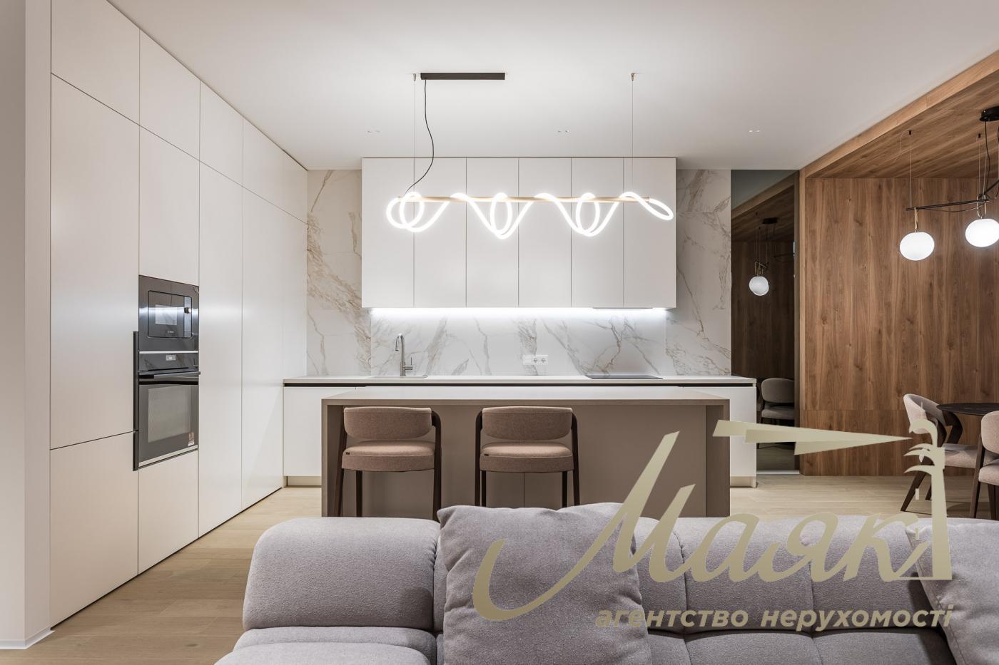 Продаж 4-кімнатної квартири ЖК Новопечерські Липки вул. Верхогляда (Верхогляда)